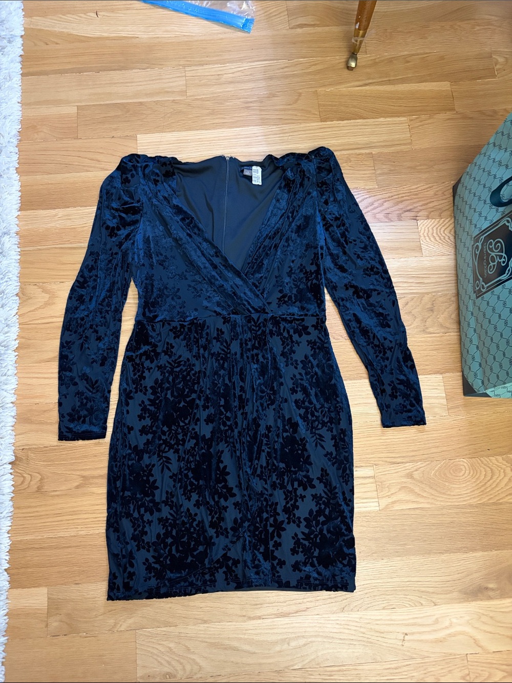 Tommy Hilfiger Navy Blue Floral Velvet Long Sleeve Dress